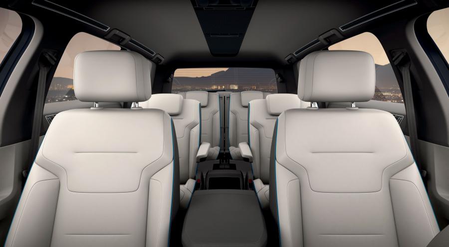  Volkswagen CrossBlue Concept 2013 года  (фото 26 из 78)